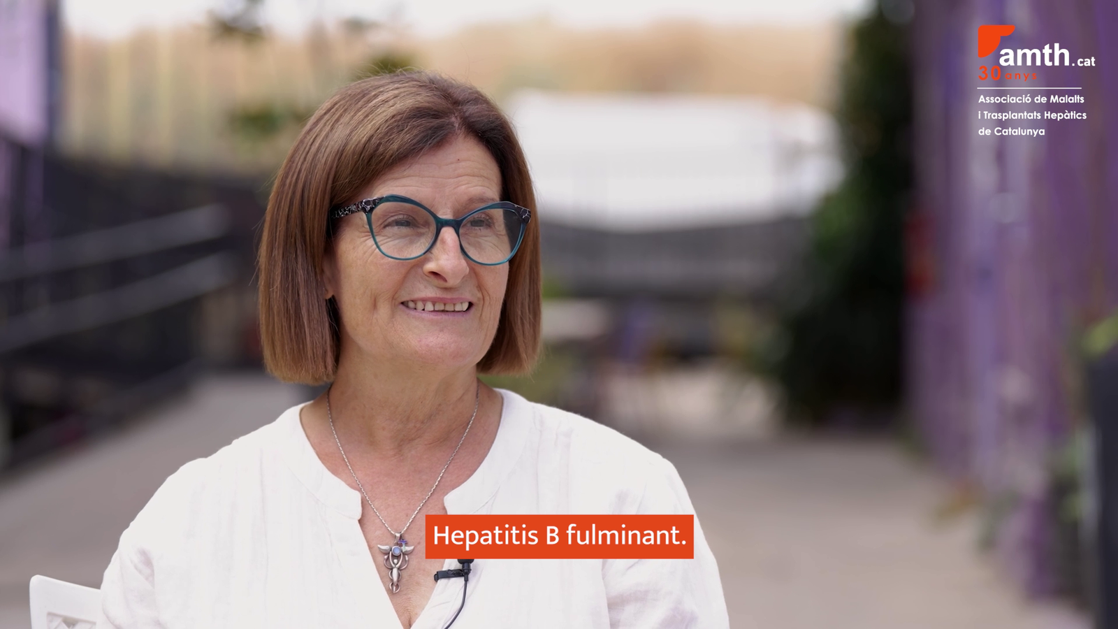 mujer más longeva con un trawsplante hepático hablando sobre hepatitis B.